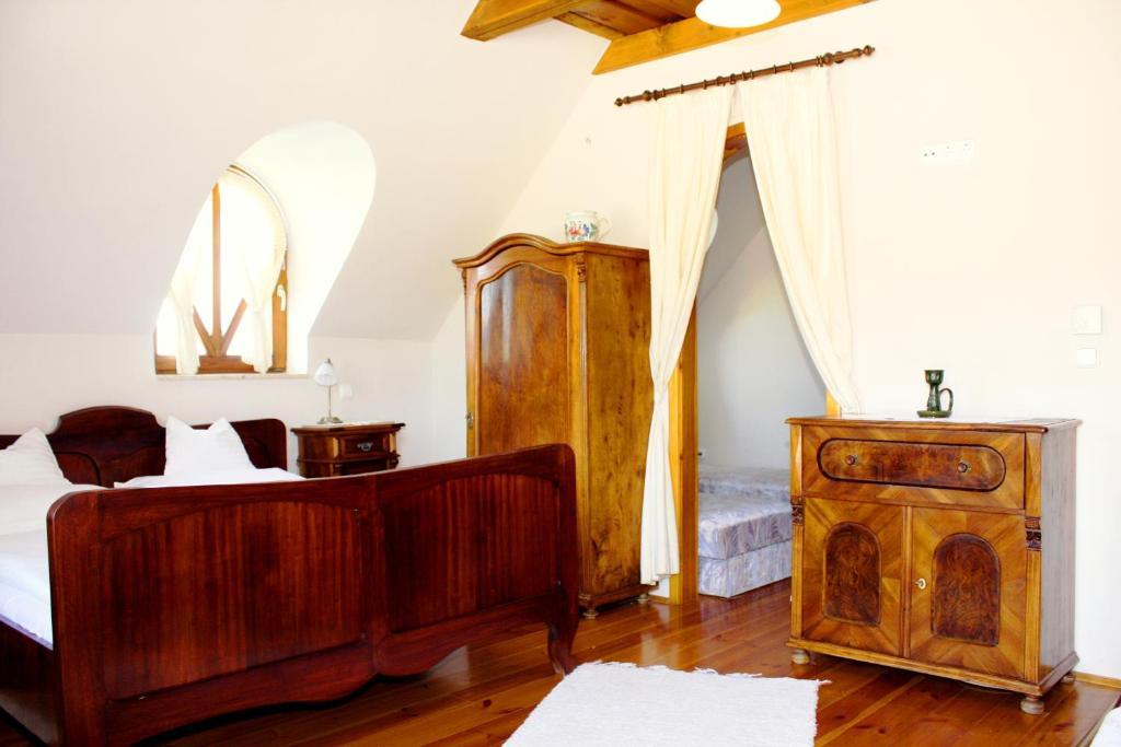 Koczor Winery & Guesthouse Balatonfured Ngoại thất bức ảnh